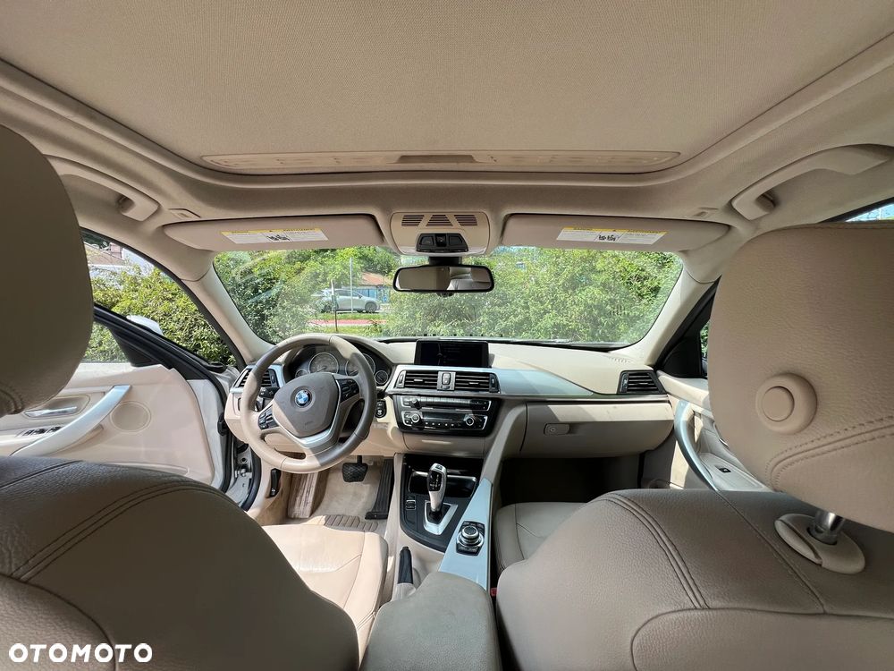 BMW Seria 3 328i Modern Line - 15