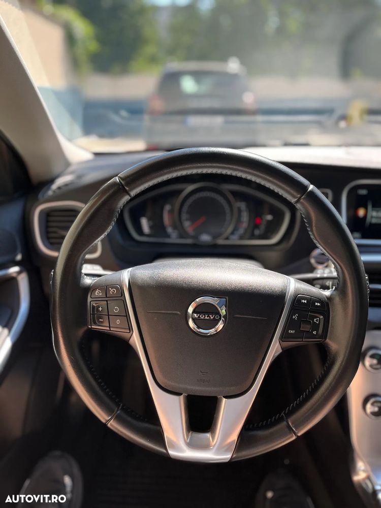 Volvo V40 - 4