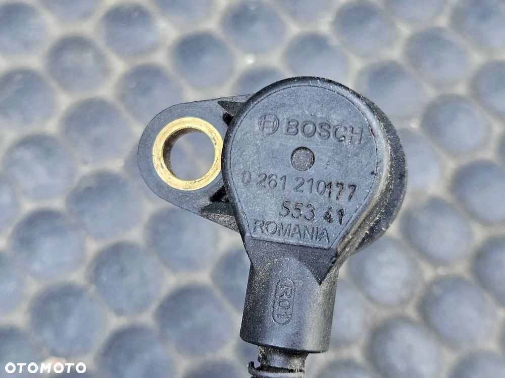 Czujnik 0261210177 07D905377 06C905377 Polozenia Walu Czujnik Stukowy 1.8 T 2.0 ALT FSI Audi A4 B6 B7 VW - 11