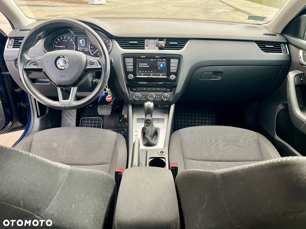 Skoda Octavia 1.6 TDI Ambition DSG - 11