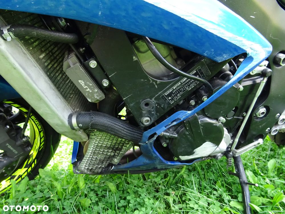 Suzuki GSX-R - 36
