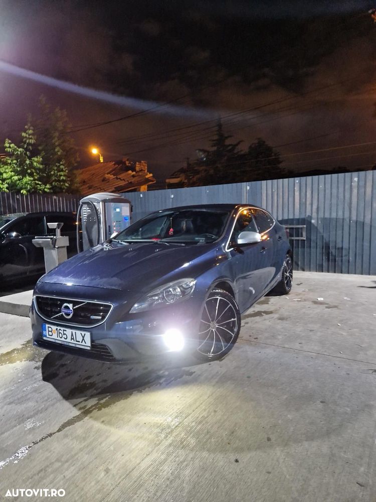 Volvo V40 D4 RDesign - 2