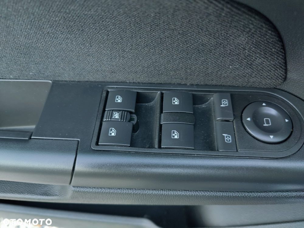 Opel Astra 2.0 Turbo Edition - 13