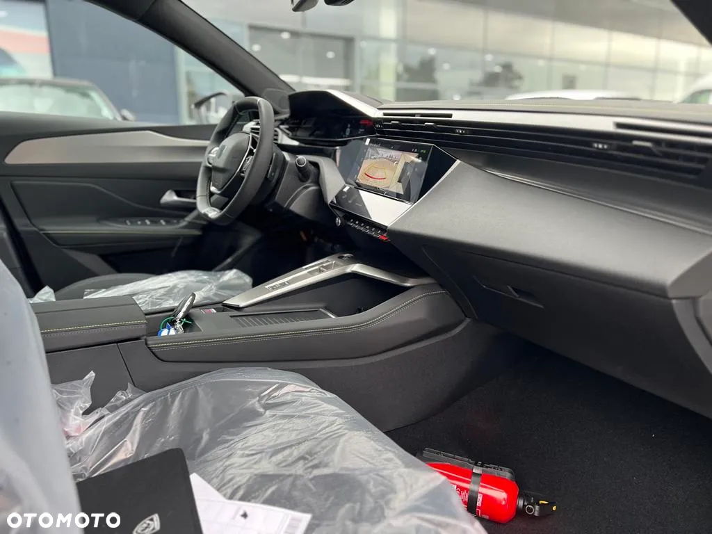 Peugeot 308 1.2 mHEV GT S&S e-DCS6 - 9