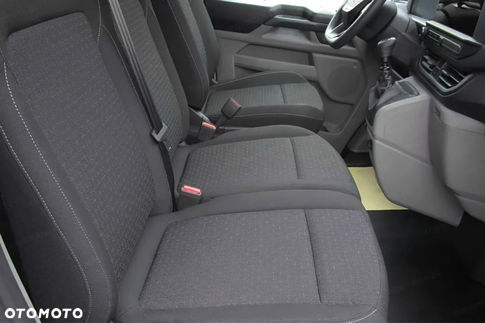 Ford Transit Custom 320 L2H1 Trend 2.0 136KM - 11