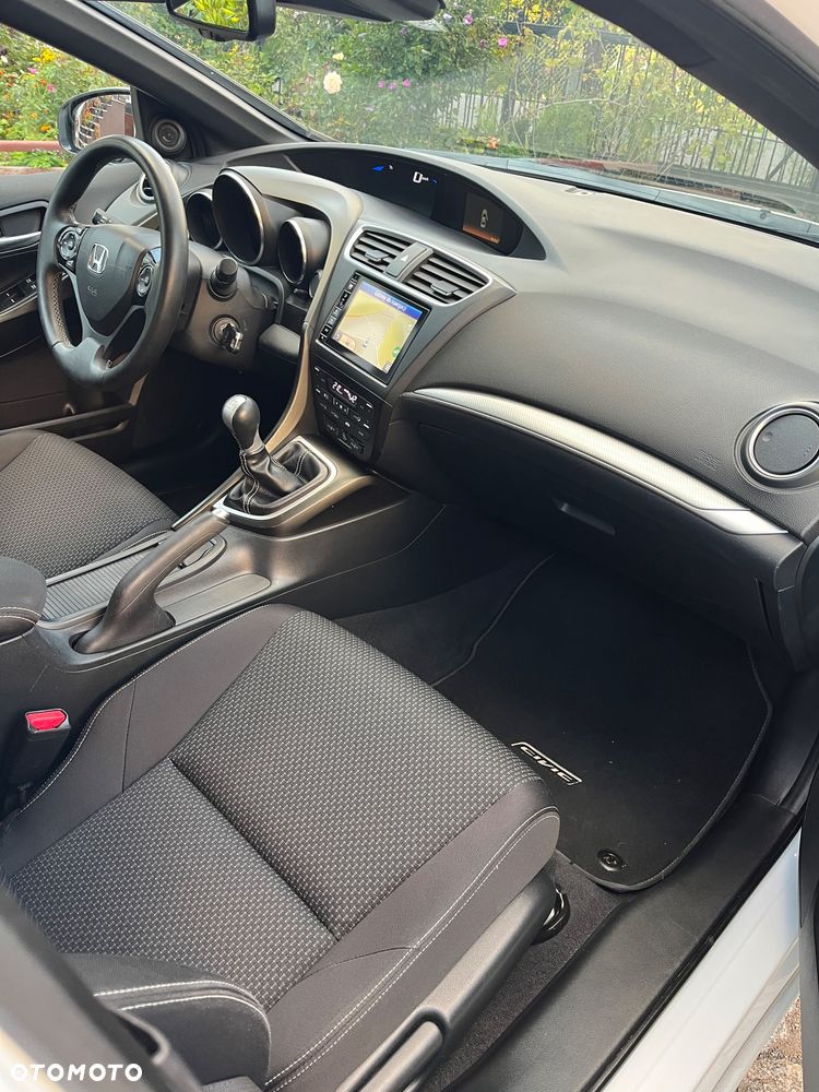 Honda Civic 1.8 i-VTEC Sport - 30