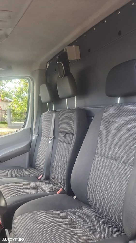 Mercedes-Benz Sprinter - 6