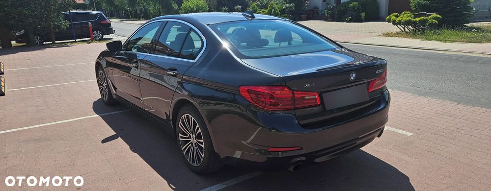 BMW Seria 5 530i xDrive Sport Line - 5