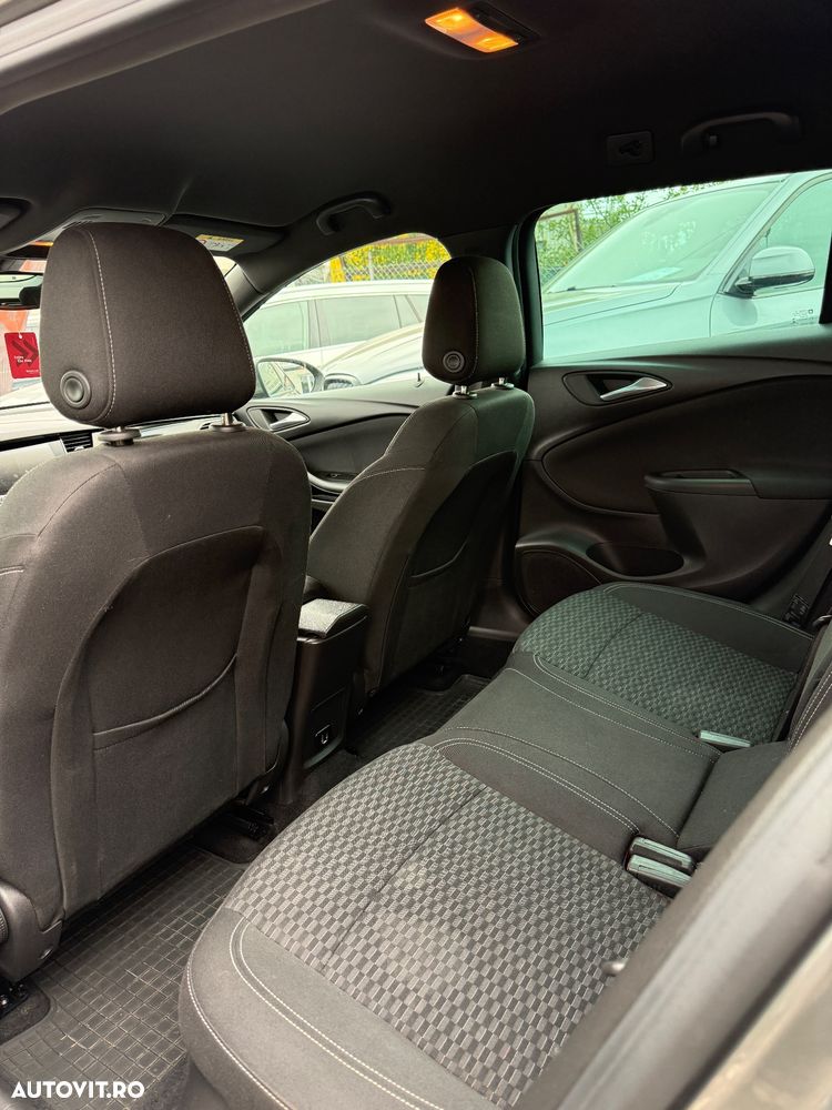 Opel Astra 1.6 D (CDTI) Start/Stop Dynamic - 6