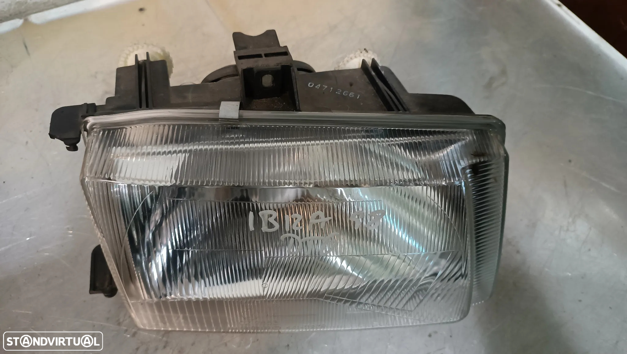 ÓTICA / FAROL SEAT IBIZA 6K 97-99 - ESQUERDO / DIREITO - 3