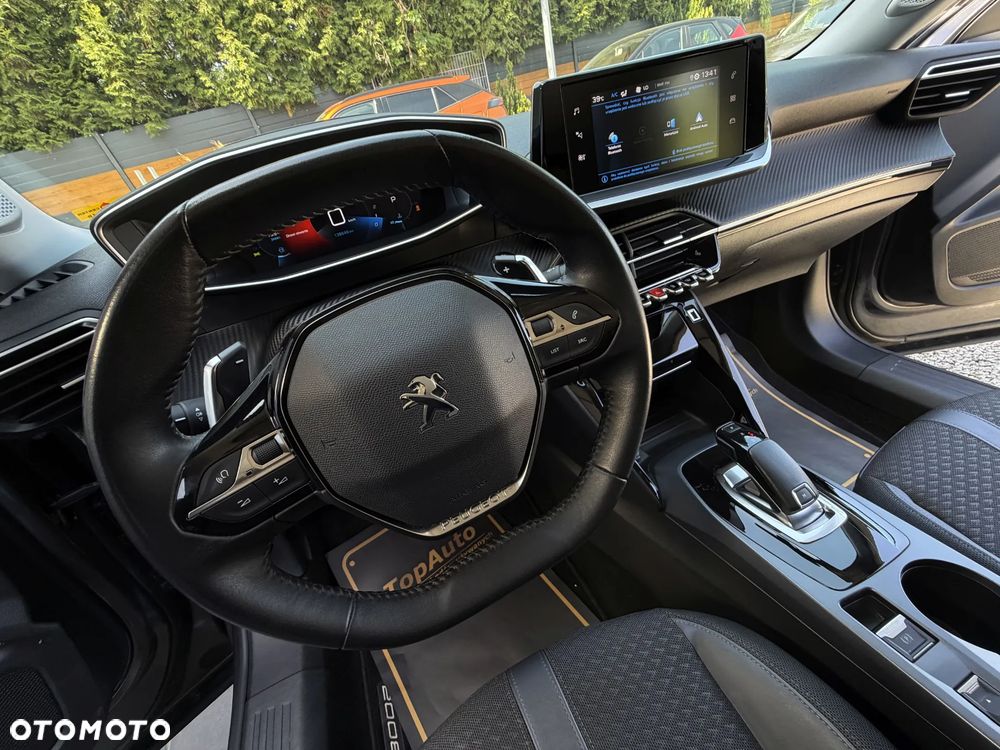 Peugeot 2008 1.5 BlueHDi Allure Pack S&S EAT8 - 31