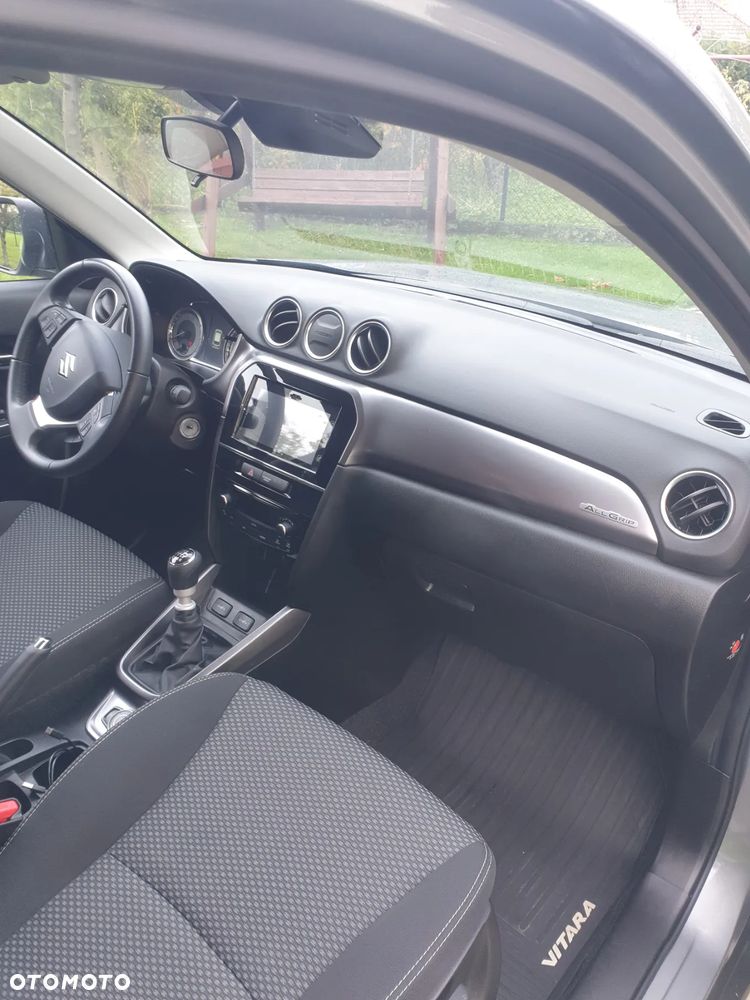 Suzuki Vitara 1.4 Boosterjet SHVS Premium 4WD - 14