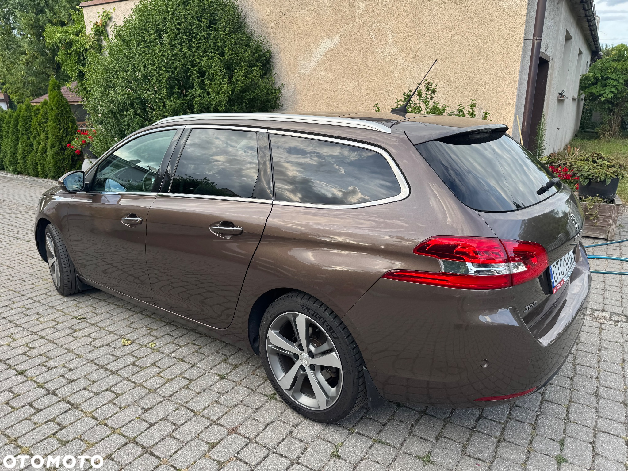 Peugeot 308 SW PureTech 130 GPF EAT8 Stop & Start Allure Business-Paket - 14