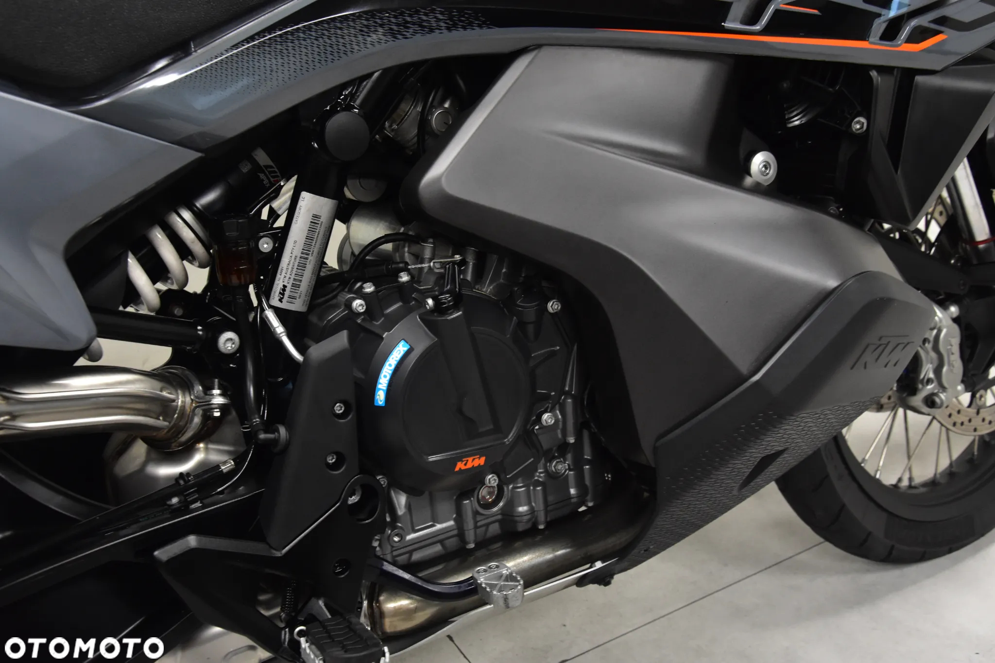 KTM Adventure - 28