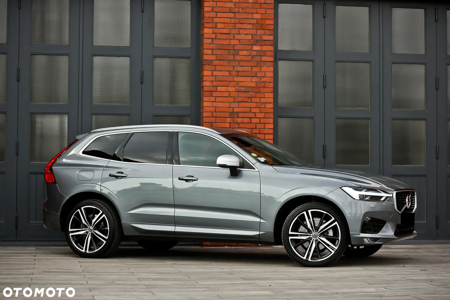 Volvo XC 60 D4 AWD Geartronic RDesign - 3