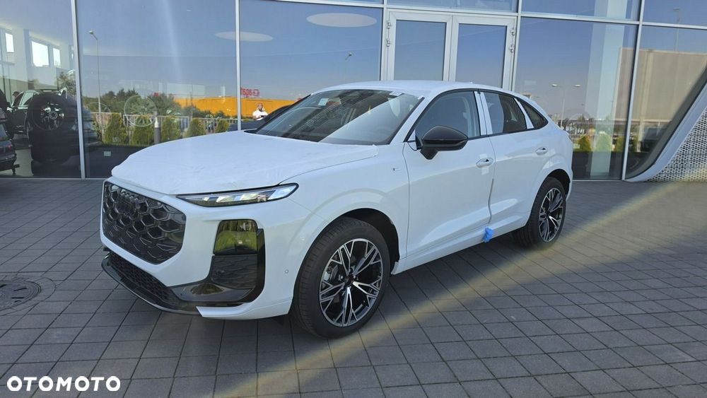 Audi Q3 Sportback - 2