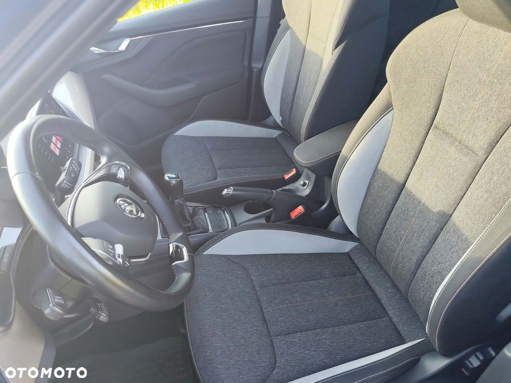 Skoda Kamiq 1.0 TSI Style - 9