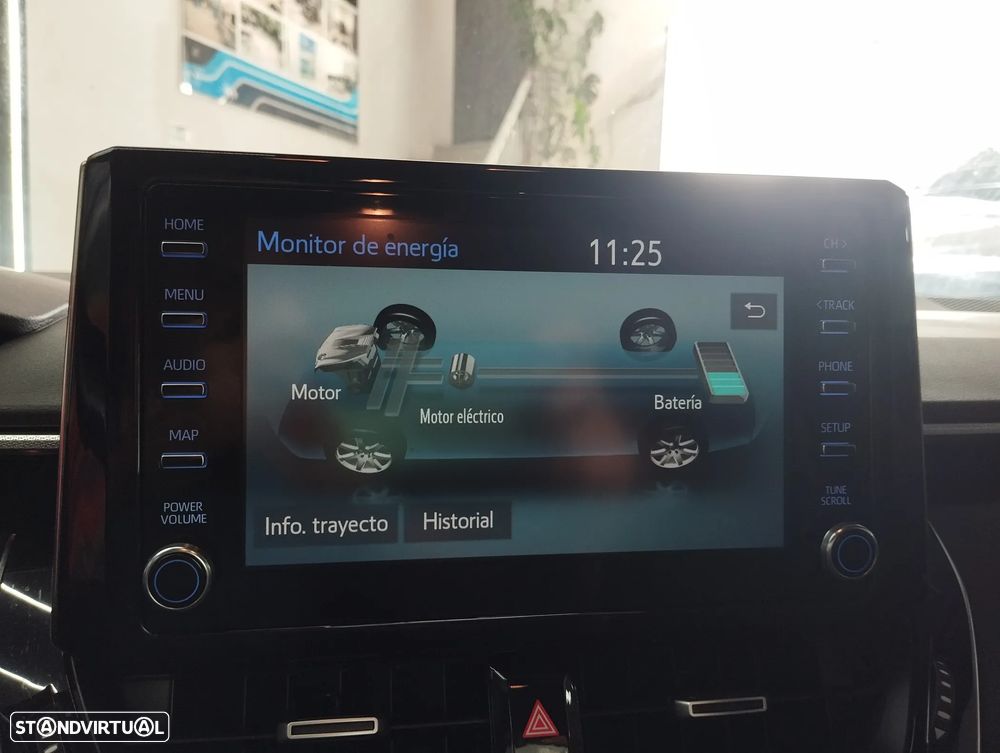 Toyota Corolla 1.8 Hybrid Comfort - 29