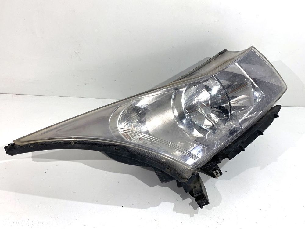 REFLEKTOR PRAWY PRZÓD  CHEVROLET CRUZE (J300) 2009 - 2022 1.6 91 kW [124 KM] benzyna 2009 - 2022 - 2