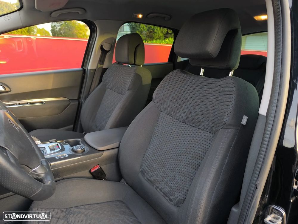 Peugeot 3008 2.0 HDi Hybrid4 - 24