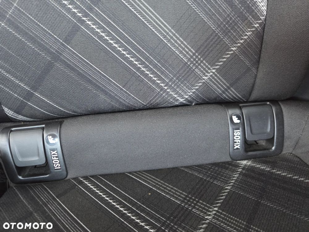 Opel Corsa 1.4 Color Edition - 29