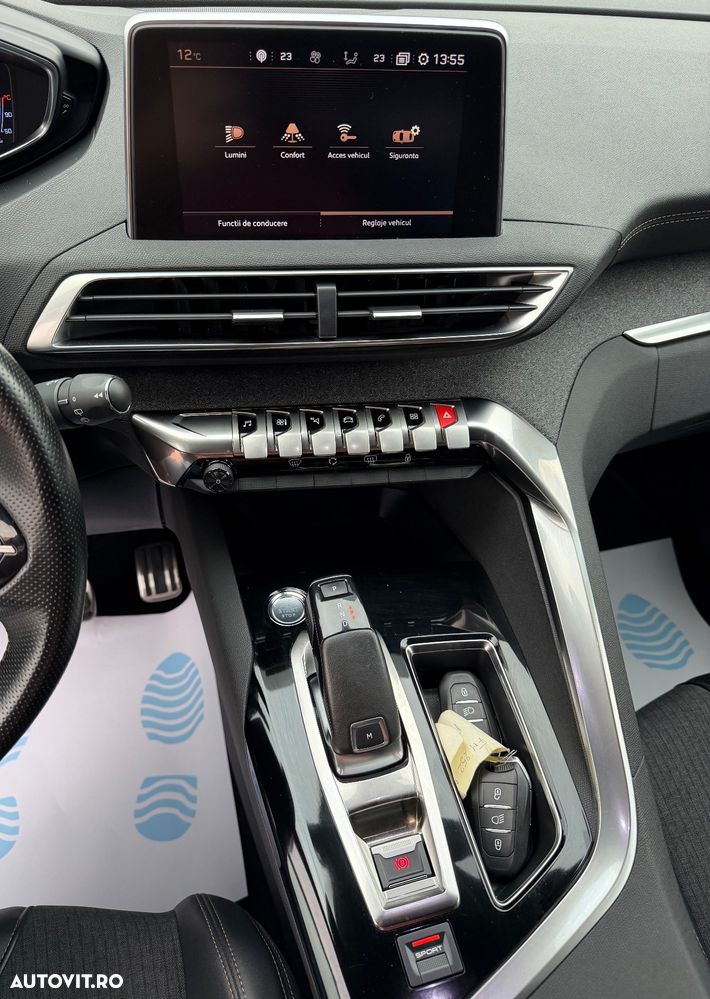 Peugeot 5008 1.6 Puretech Turbo s&s EAT8 GT-Line - 28