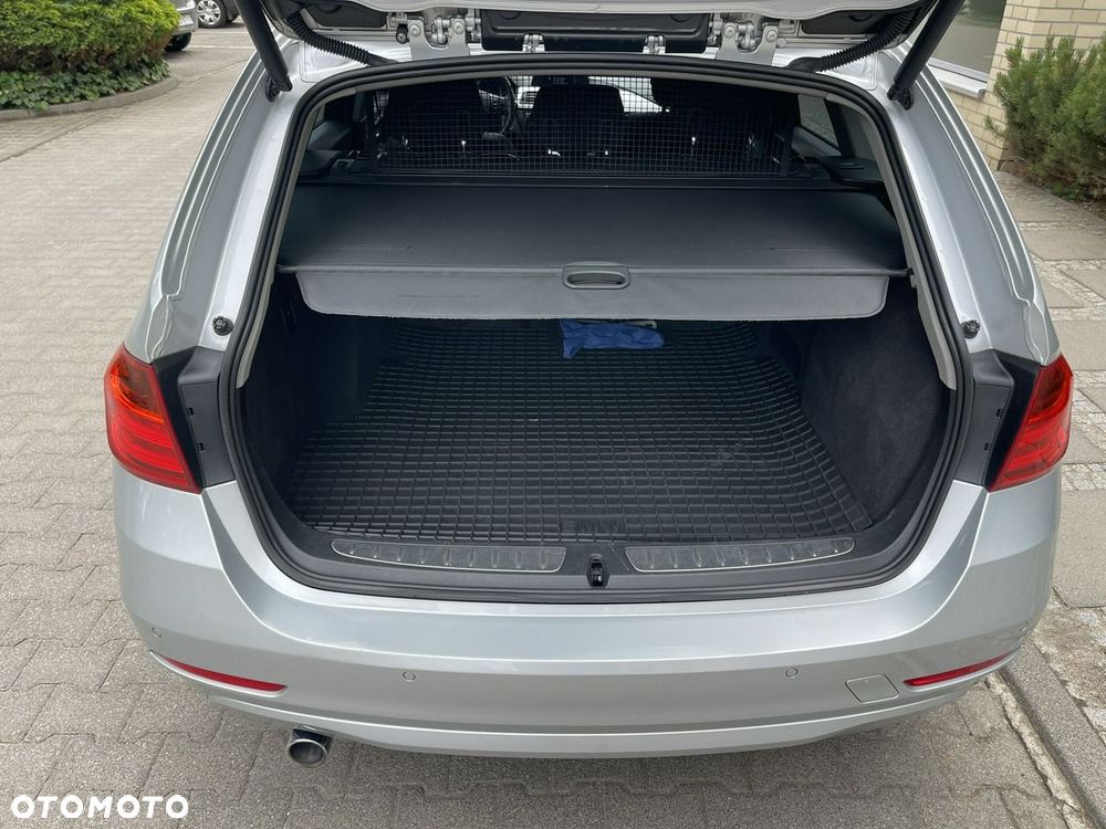 BMW Seria 3 - 12