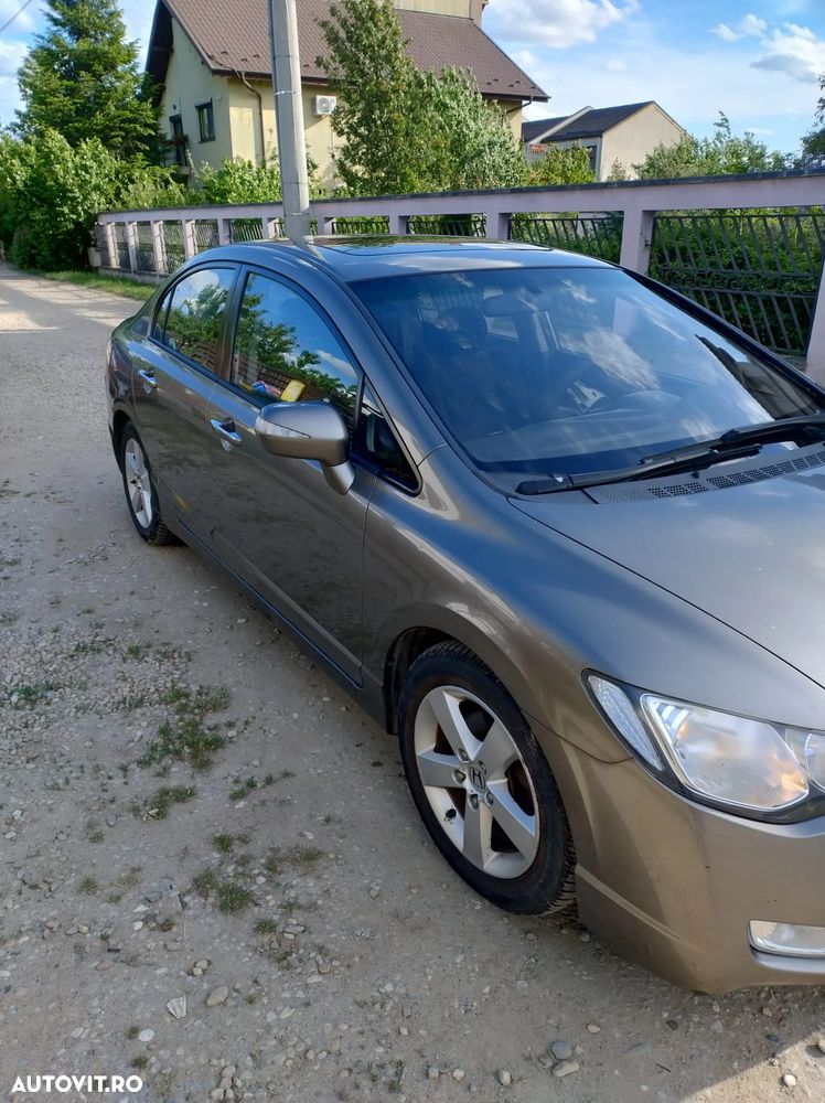 Honda Civic - 4