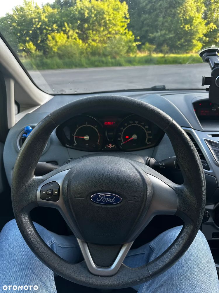 Ford Fiesta 1.6 TDCi Trend - 12