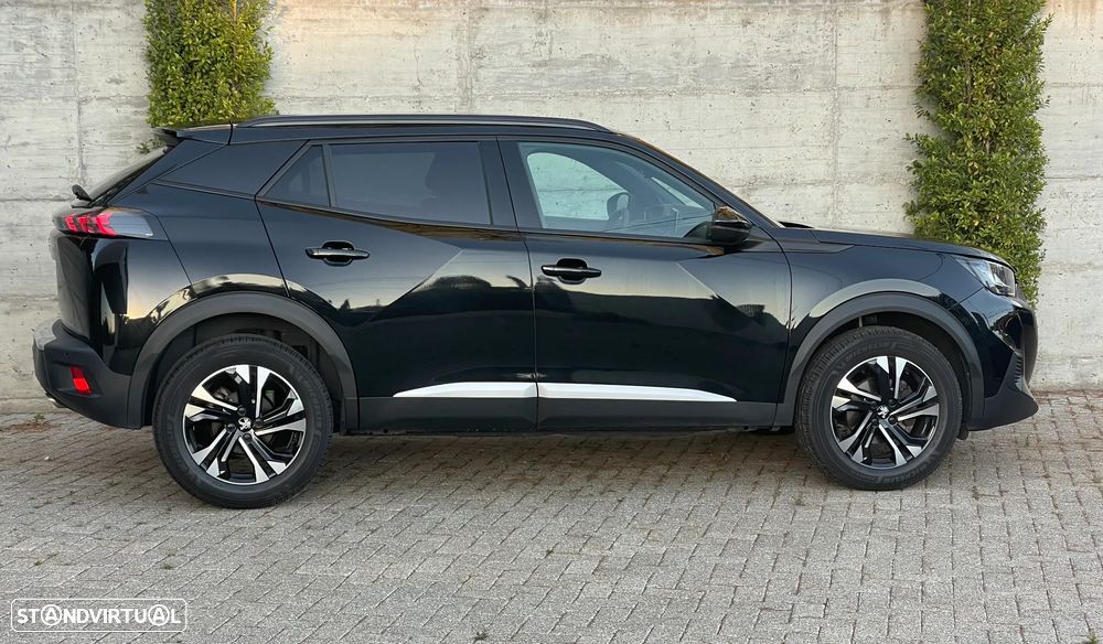 Peugeot 2008 1.2 PureTech Allure Pack - 2