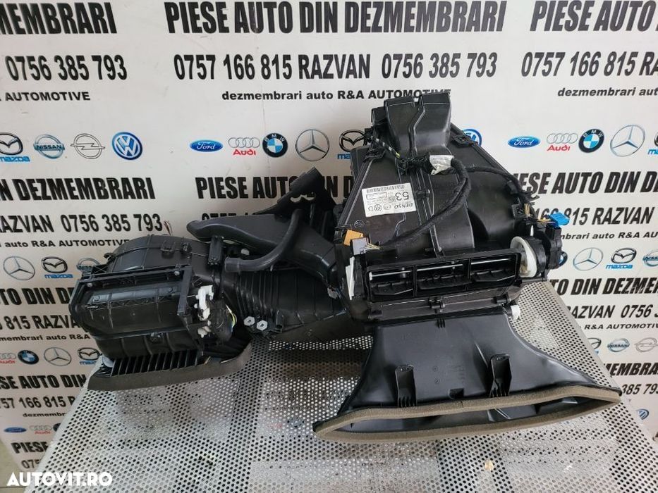 Carcasa Aeroterma Tulumba Bord Vw Golf 6 VI Plus An 2008-2013 Volan Stanga Cod 5MCE - 1