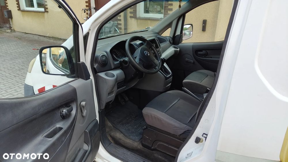 Nissan NV 200 - 7