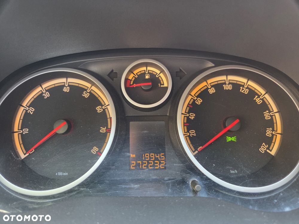 Opel Corsa - 2