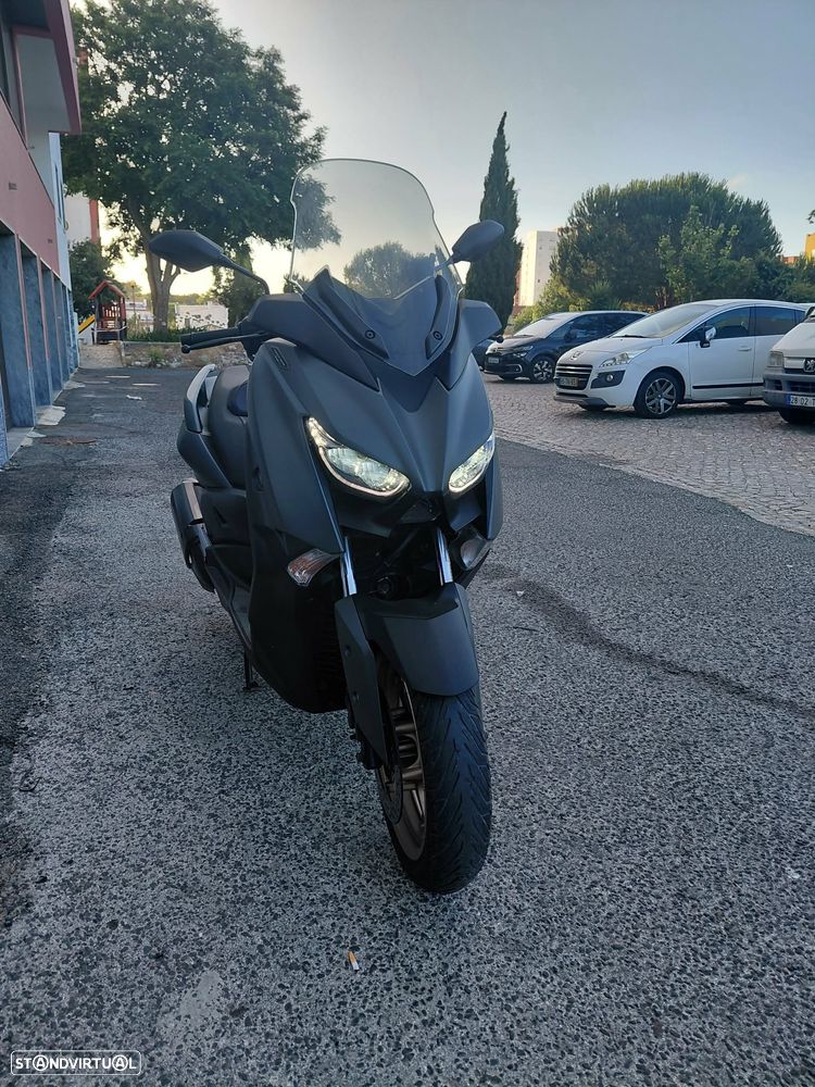Yamaha X-Max Tech max - 1