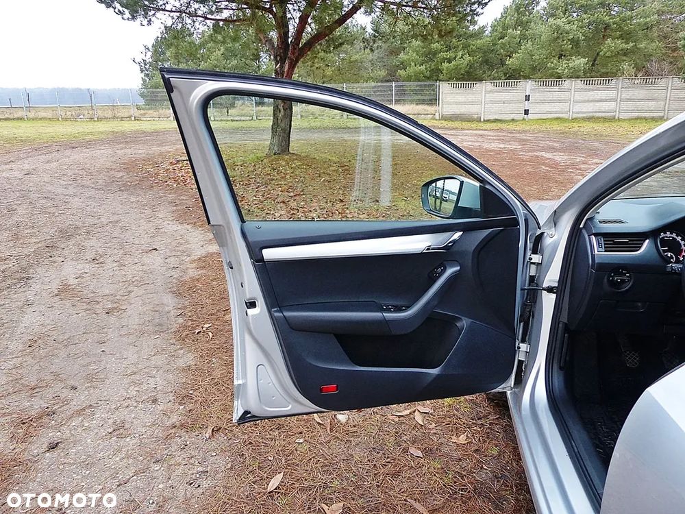 Skoda Octavia 1.6 TDI Ambition - 17