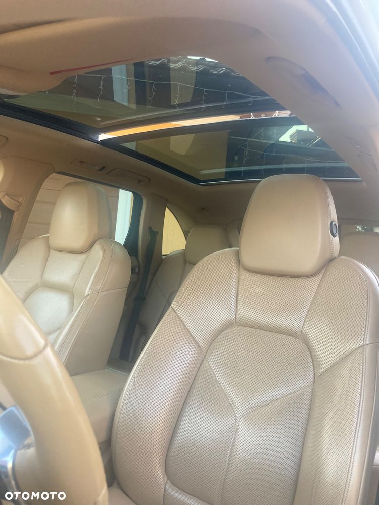 Porsche Cayenne - 15