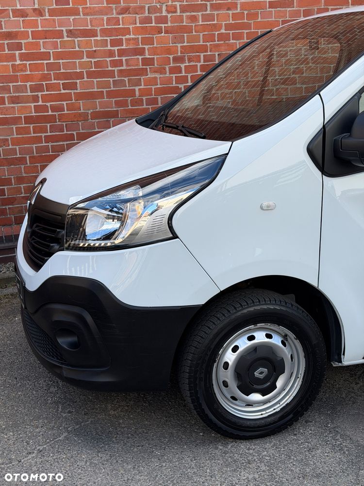 Renault Trafic - 17