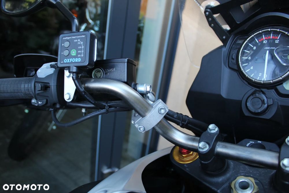 Suzuki V-STROM - 12