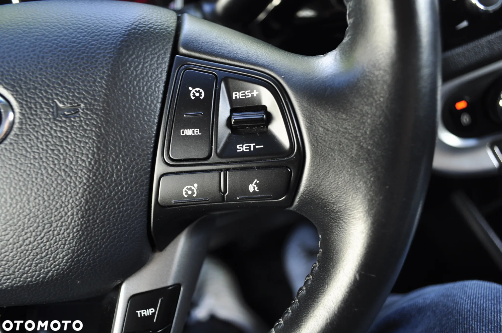 Kia Rio - 8