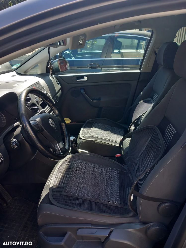 Volkswagen Golf Plus - 12