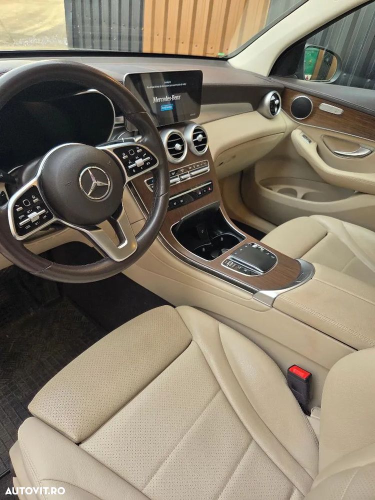 Mercedes-Benz GLC - 7