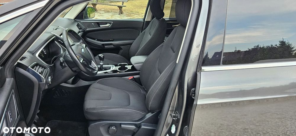 Ford S-Max 2.0 EcoBlue Titanium - 24