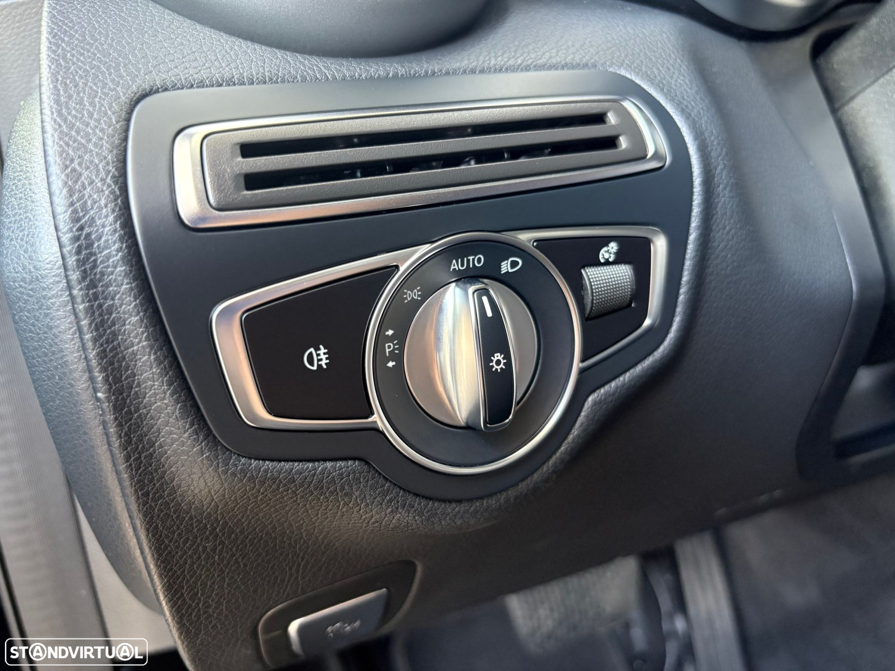 Mercedes-Benz C 220 d AMG Line - 15