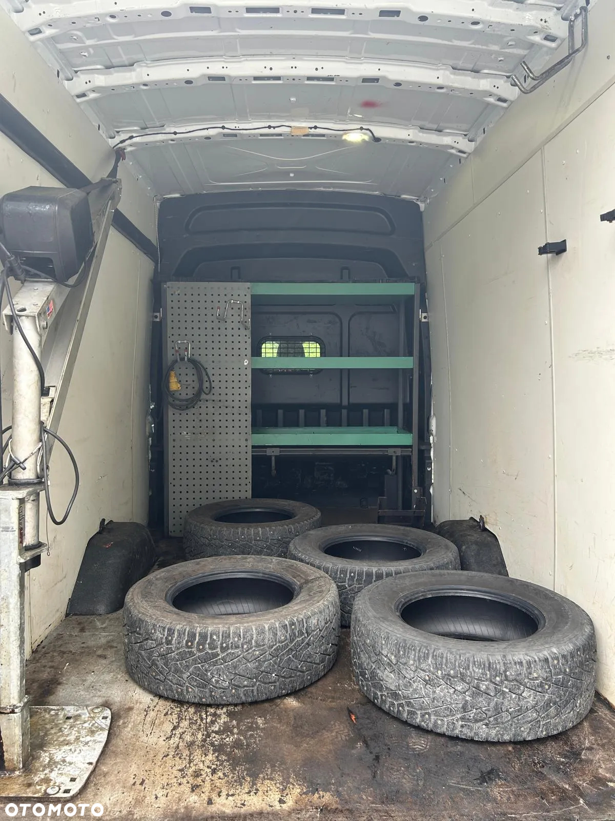 Ford Transit - 13