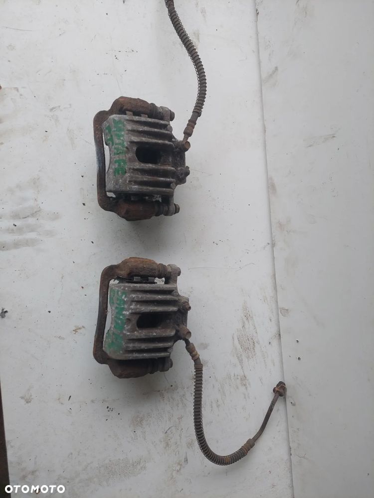 HYUNDAI SANTA FE 2.2CRDi ZACISK HAMULCA TYŁ PRAWY LEWY - 1