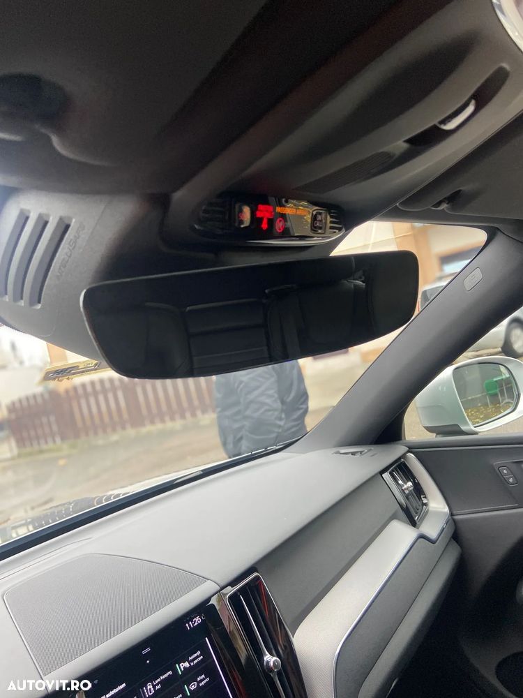 Volvo XC 60 D4 R-Design - 14