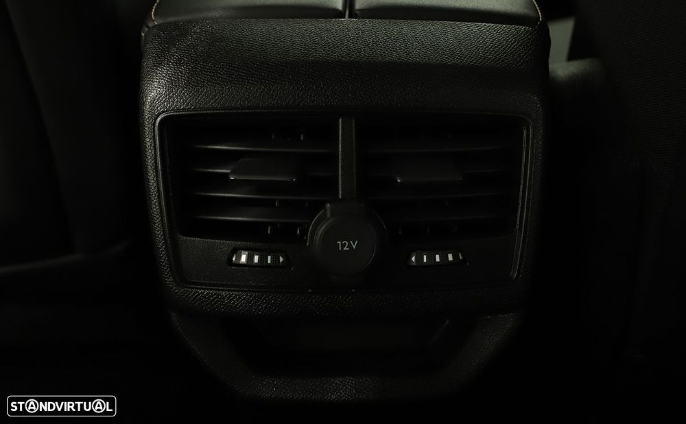 Peugeot 3008 1.2 PureTech GT EAT8 - 22