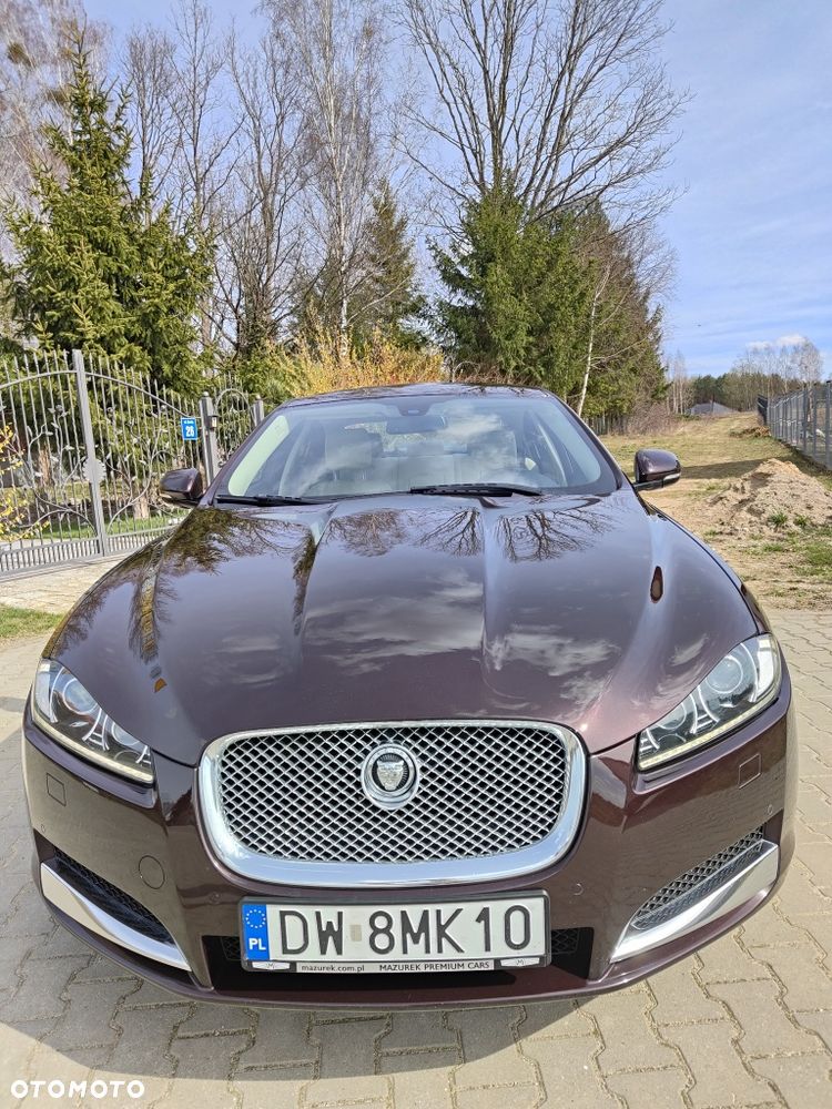 Jaguar XF - 3