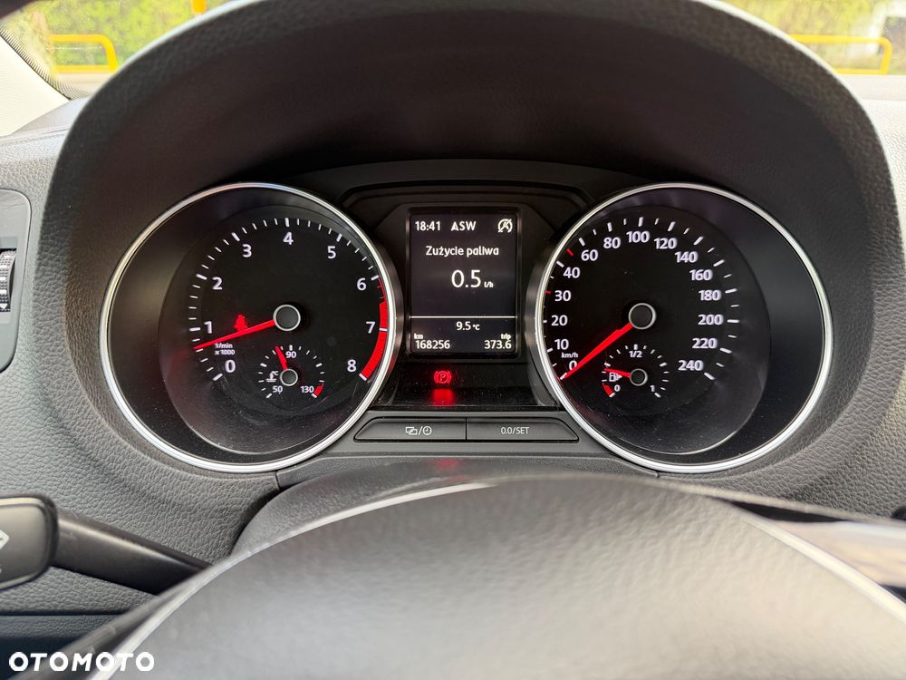 Volkswagen Polo 1.2 TSI Highline - 12