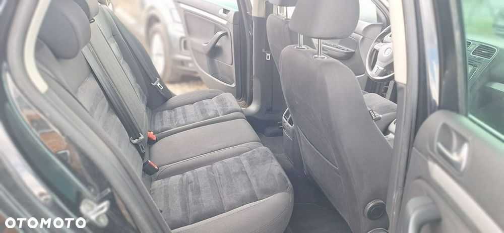 Volkswagen Golf - 20